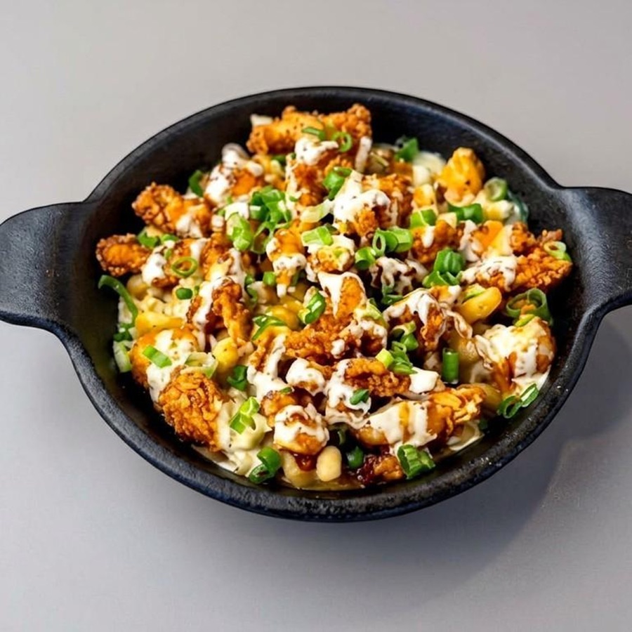Buffalo Chicken Mac N Cheese